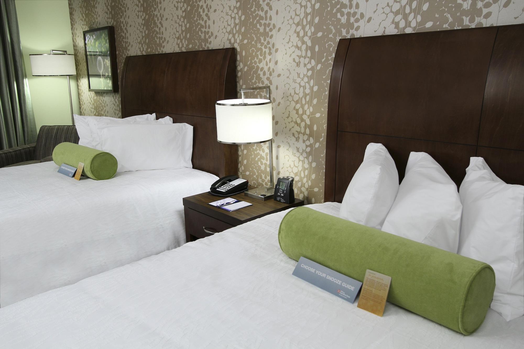 Hilton Garden Inn Covington/Mandeville Стая снимка