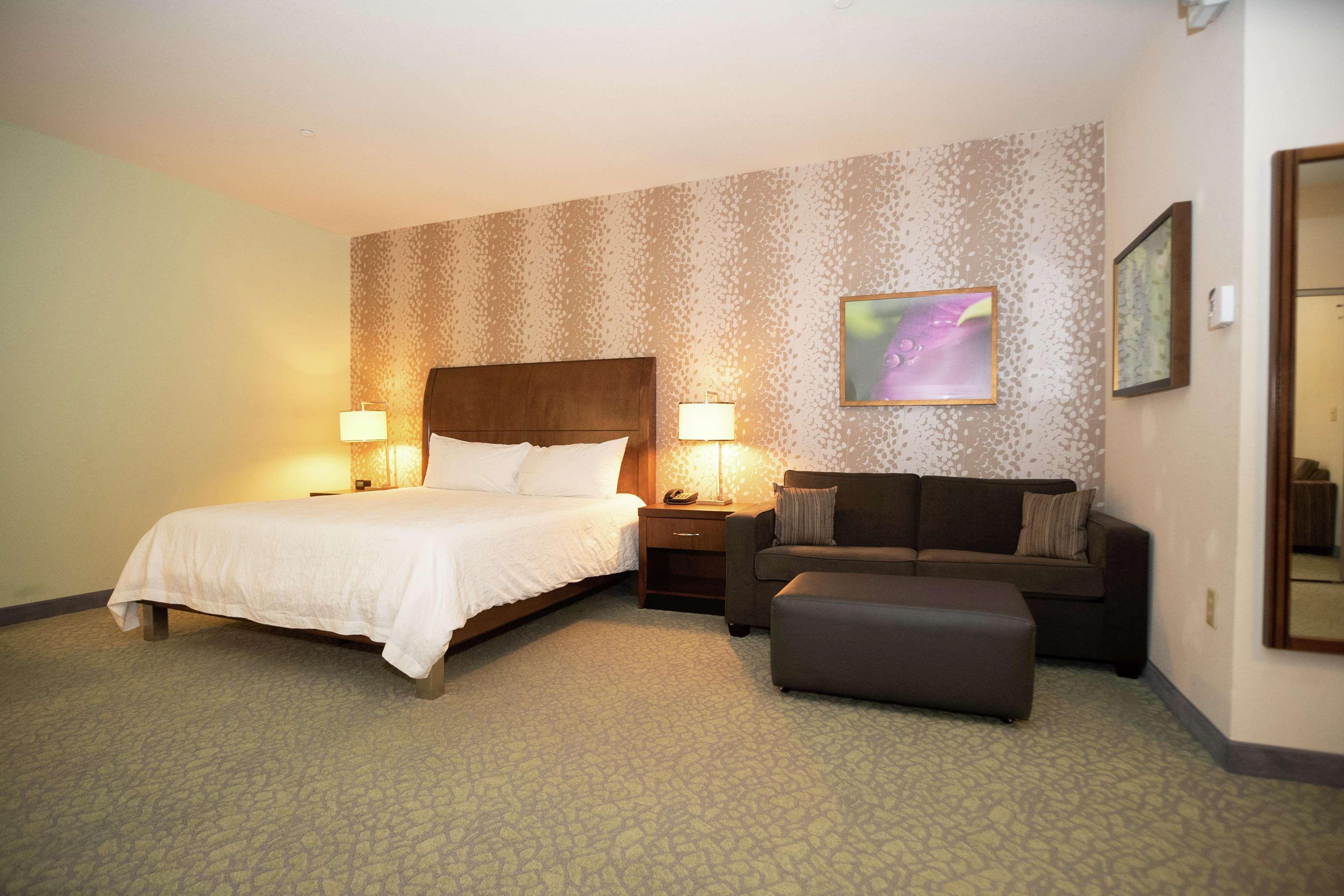 Hilton Garden Inn Covington/Mandeville Екстериор снимка