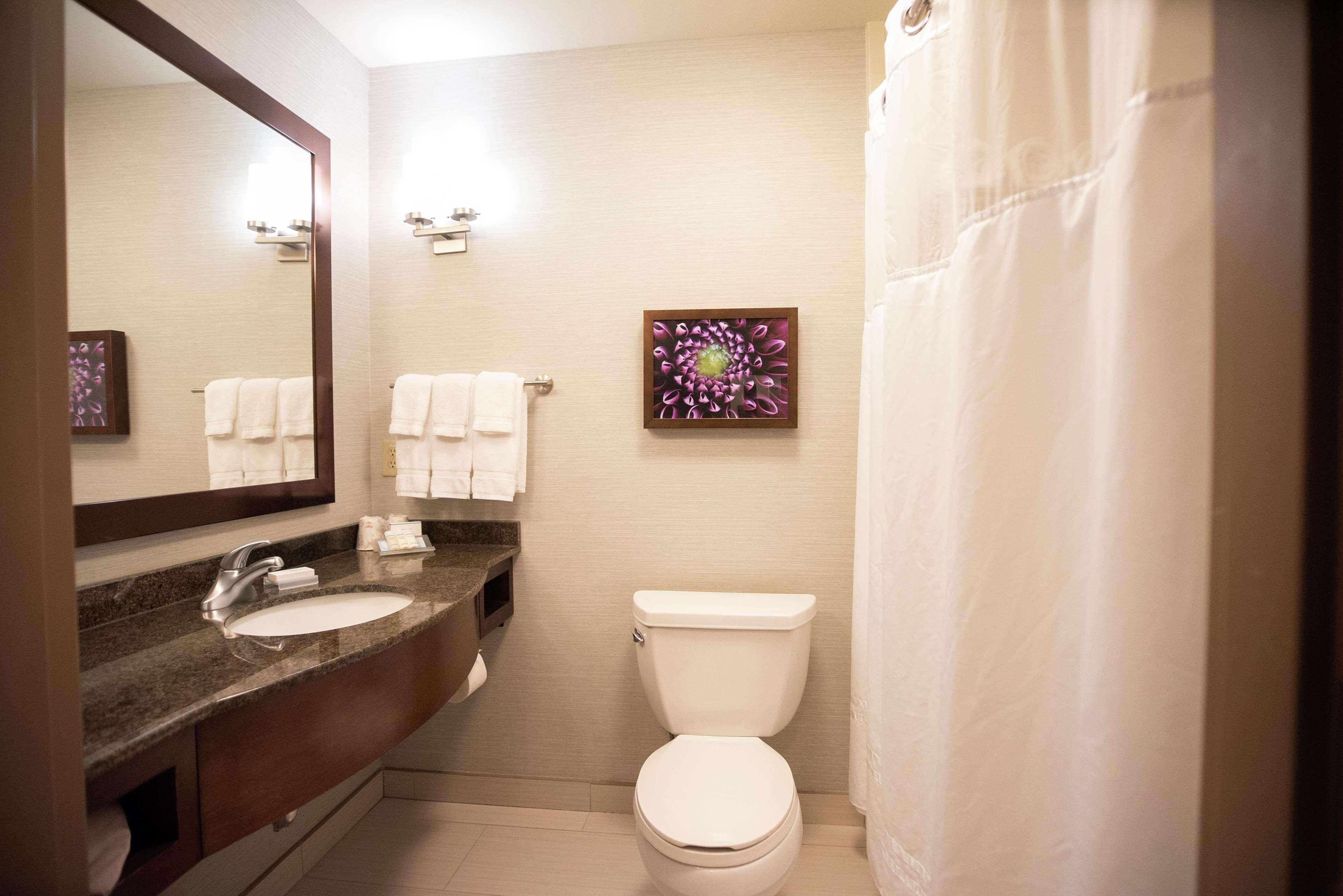 Hilton Garden Inn Covington/Mandeville Екстериор снимка