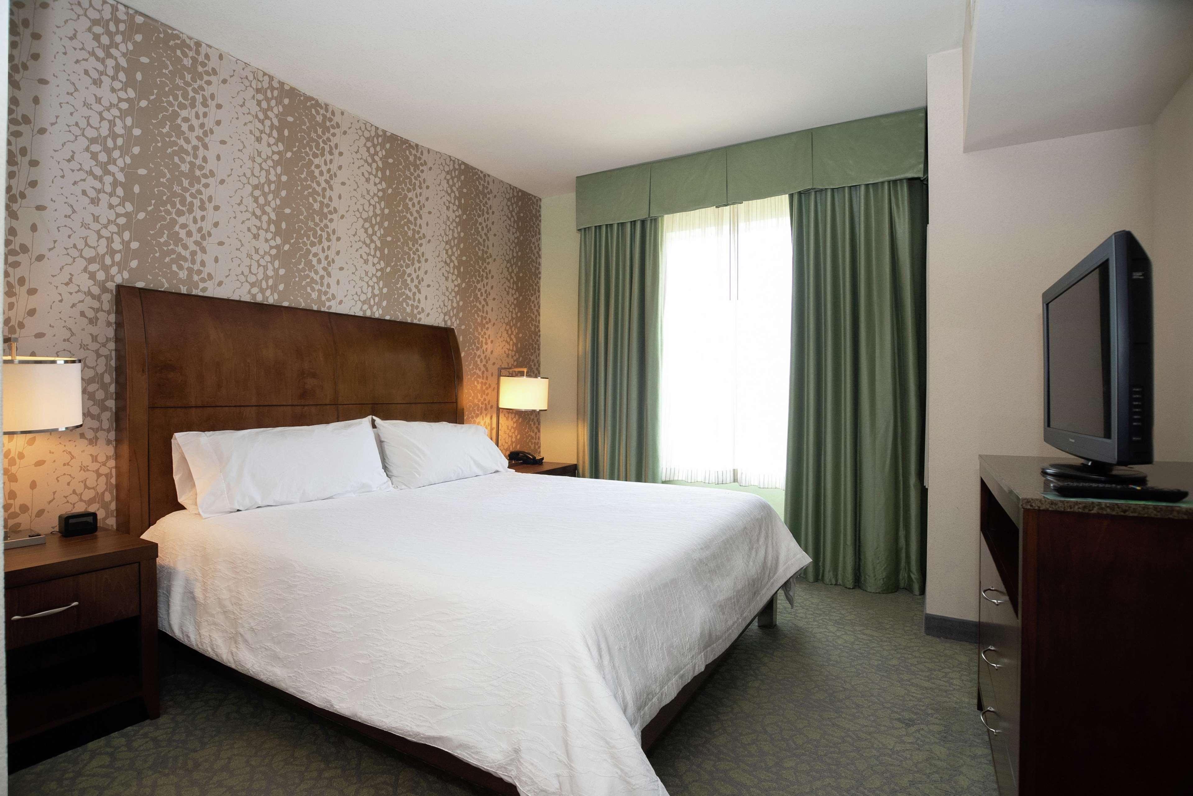 Hilton Garden Inn Covington/Mandeville Екстериор снимка
