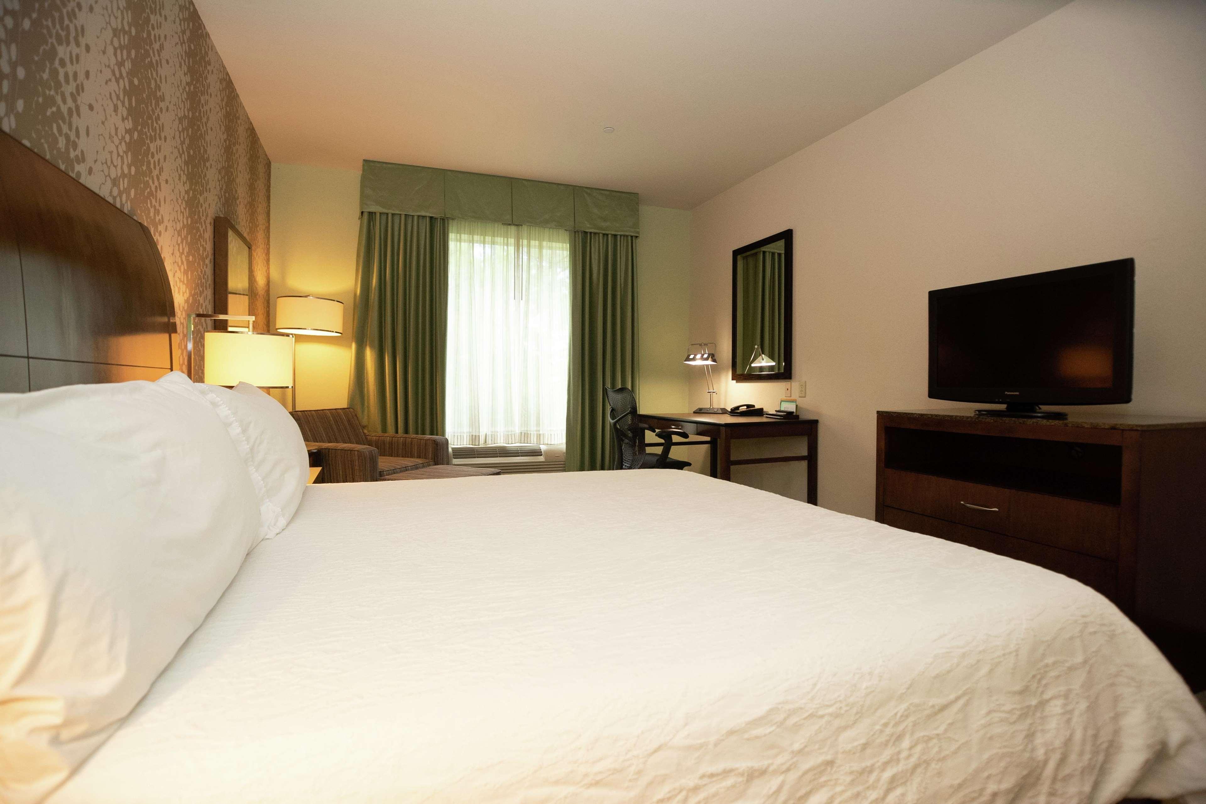 Hilton Garden Inn Covington/Mandeville Екстериор снимка