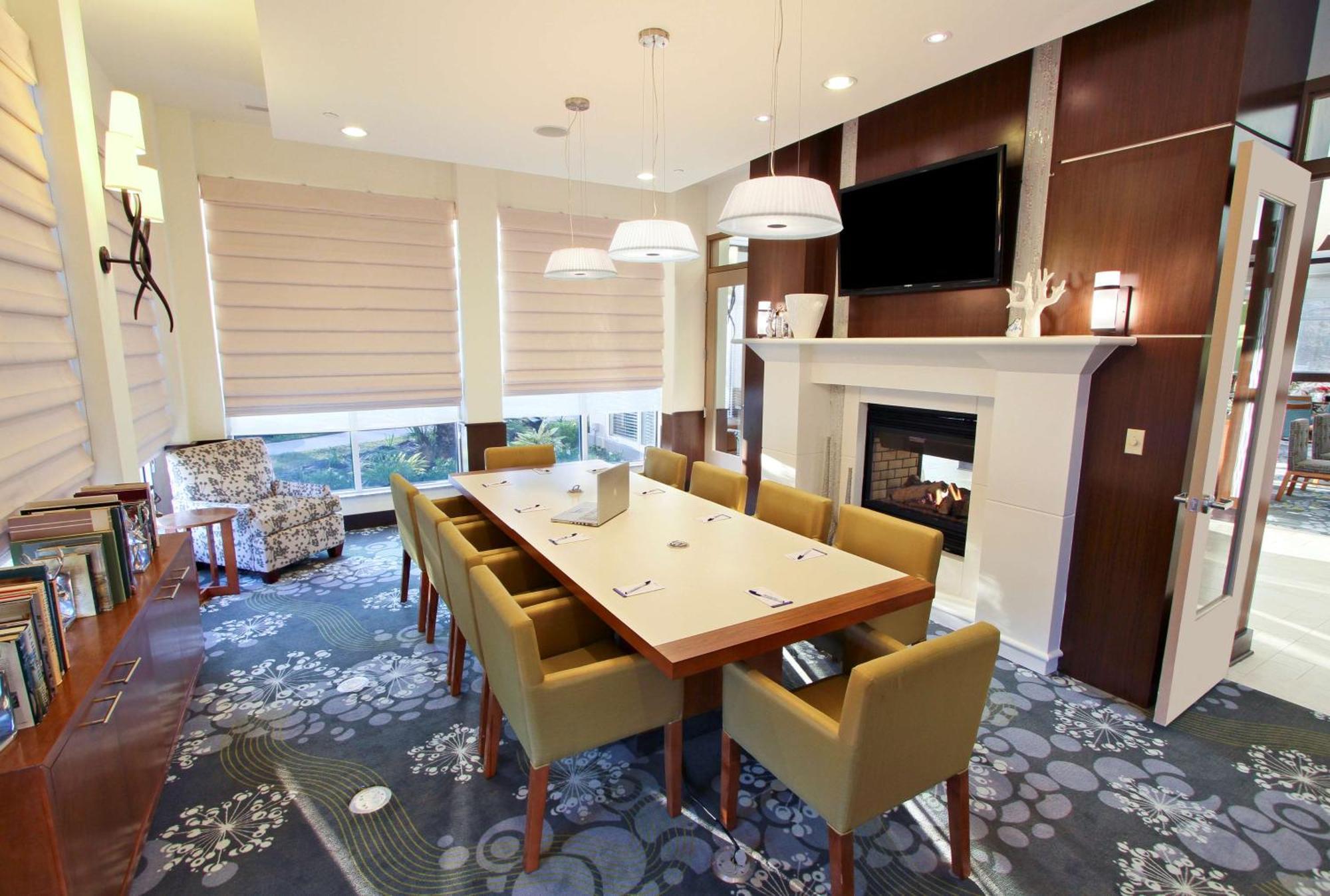 Hilton Garden Inn Covington/Mandeville Екстериор снимка