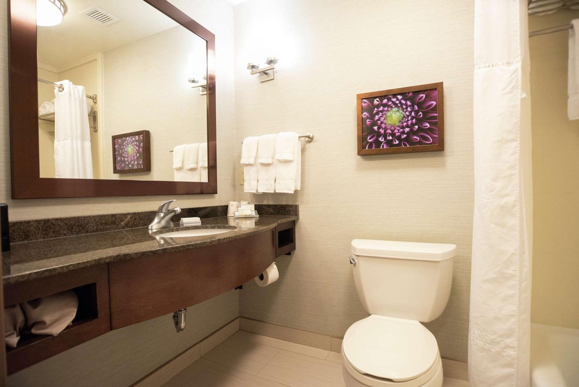 Hilton Garden Inn Covington/Mandeville Екстериор снимка