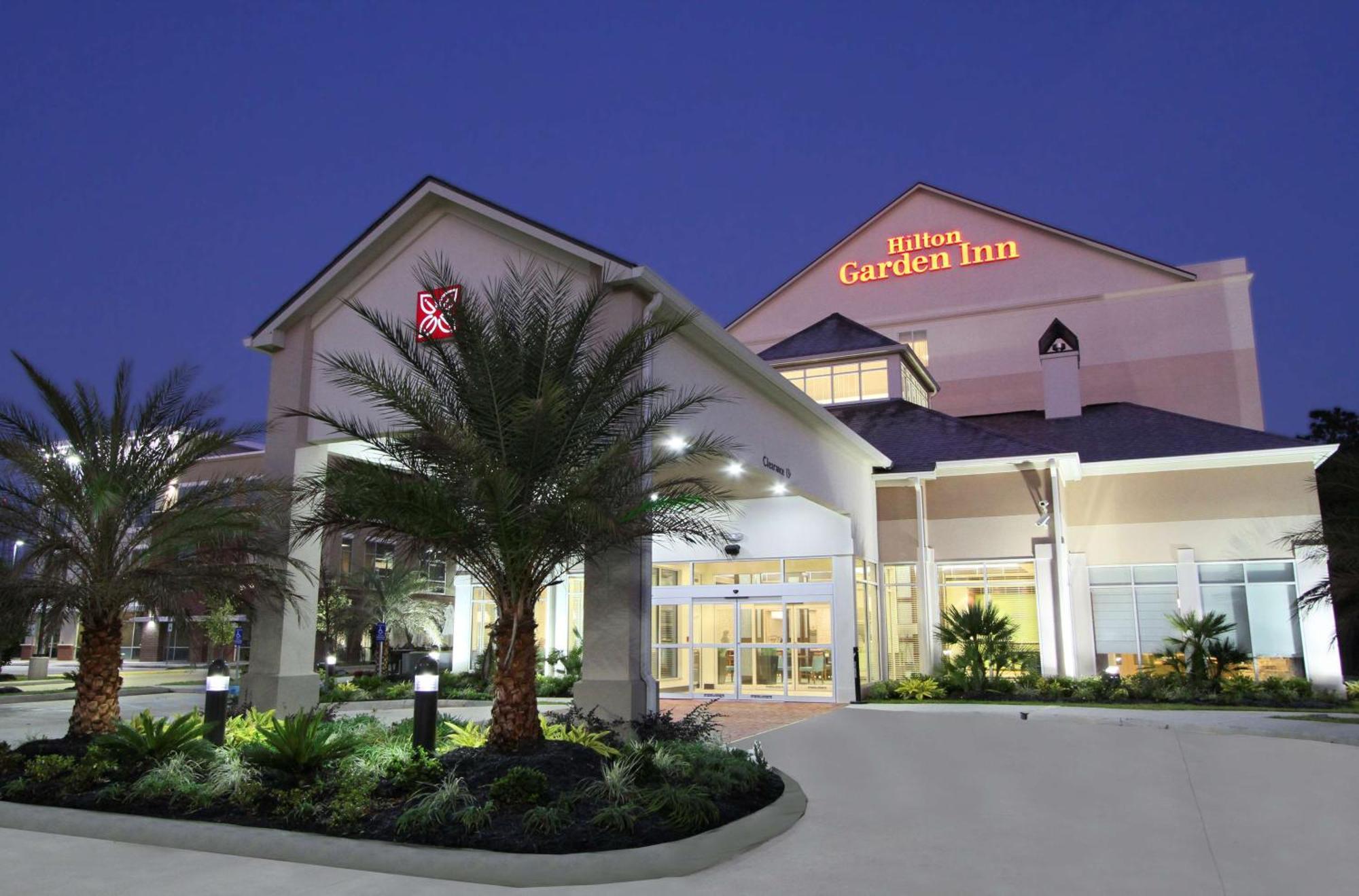 Hilton Garden Inn Covington/Mandeville Екстериор снимка